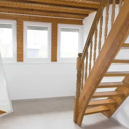 Apartment Grosszugige Maisonette Am Bach