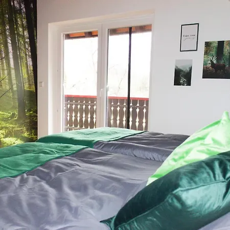 Grosszugige Maisonette Am Bach Lauf